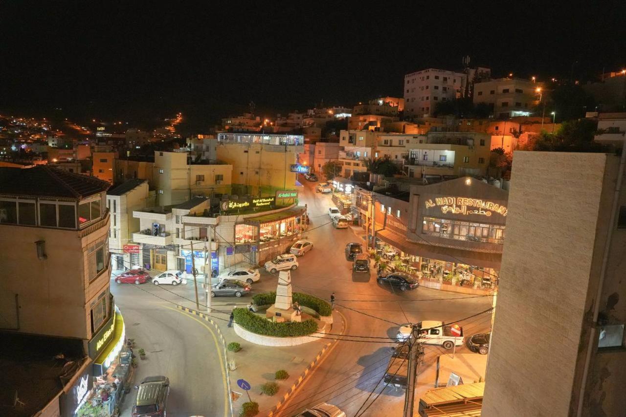 Raqeem Hotel ワディ・ムーサ エクステリア 写真