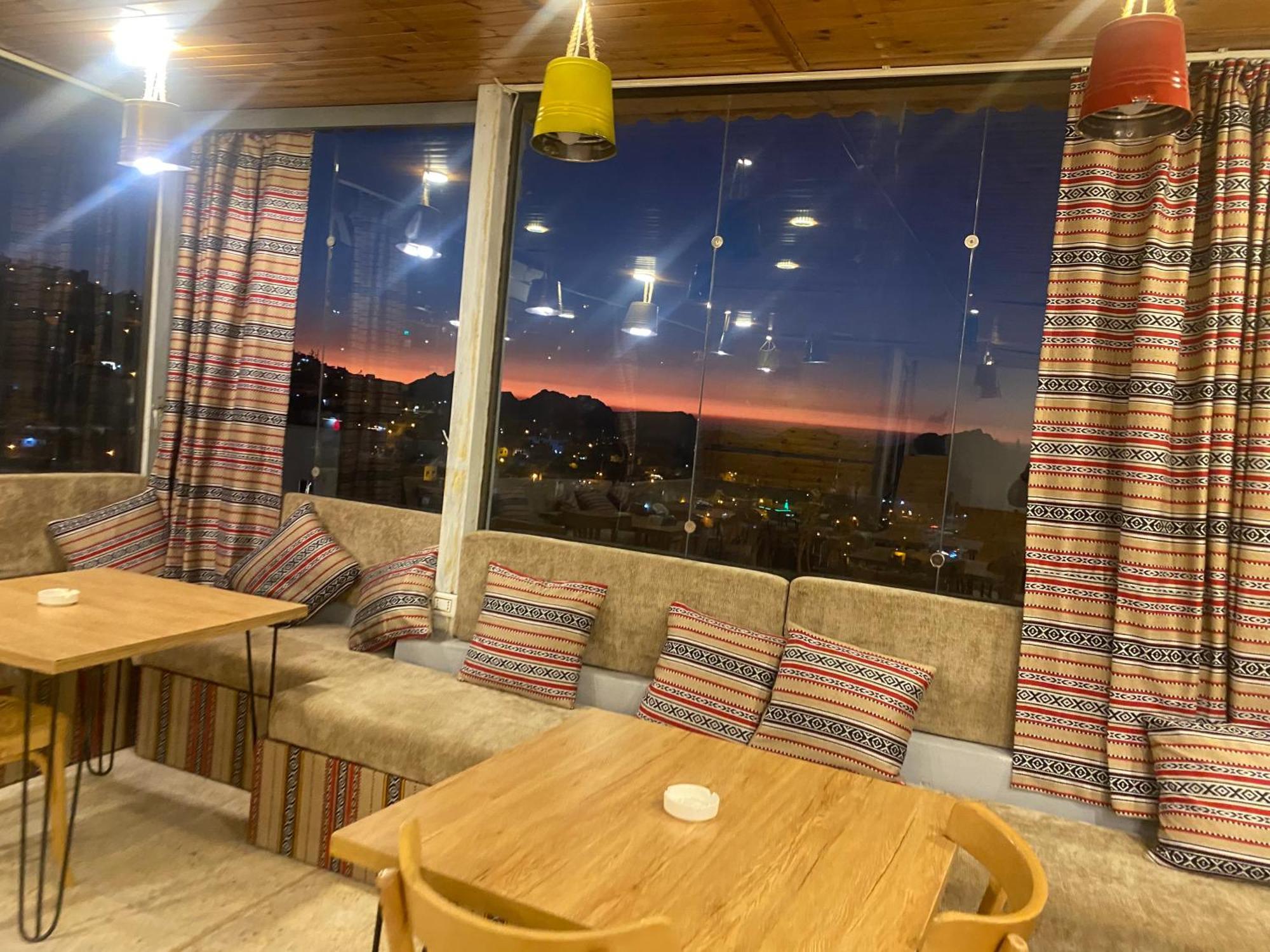 Raqeem Hotel ワディ・ムーサ エクステリア 写真